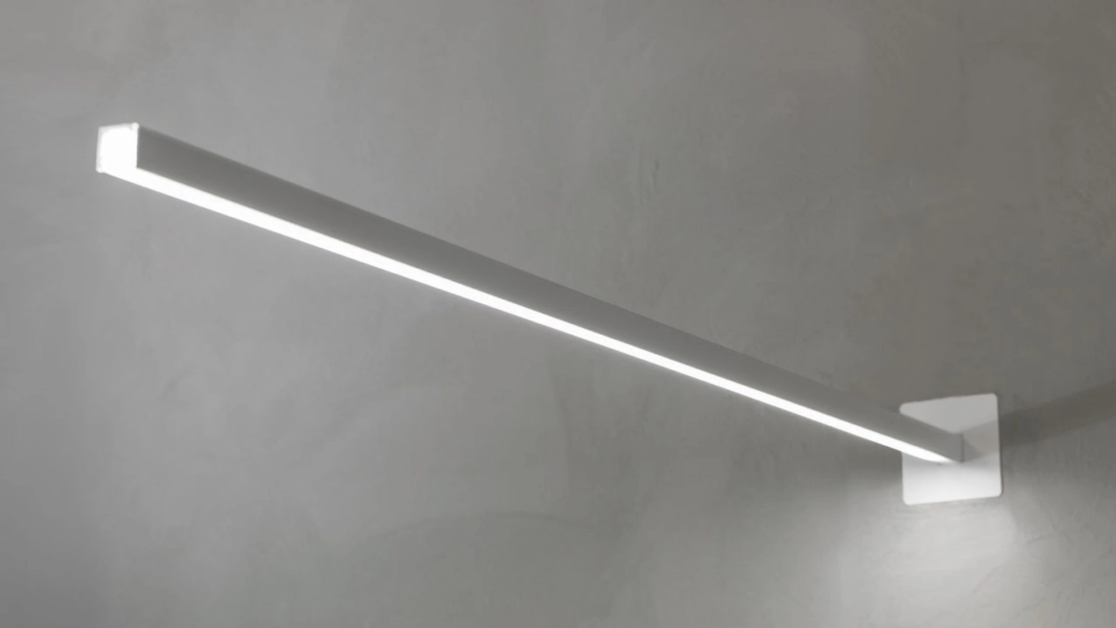 Lampada da parete Linescapes Cantilevered di Nemo