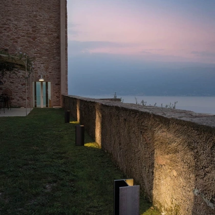 Lampada Mais Plus Que Cela Je Ne Peux Pas da esterno di Nemo