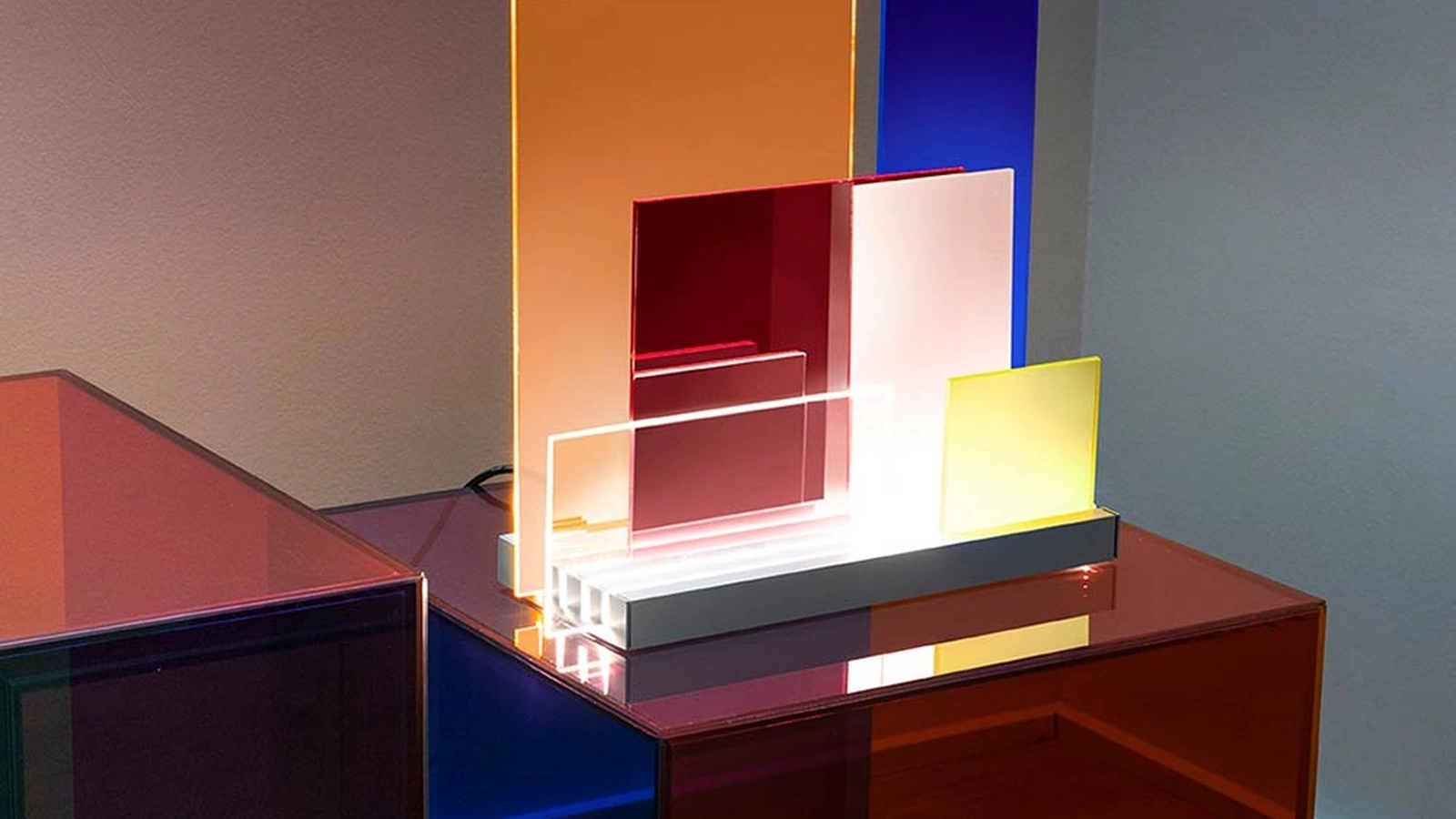 Lampada da tavolo On Lines di Nemo