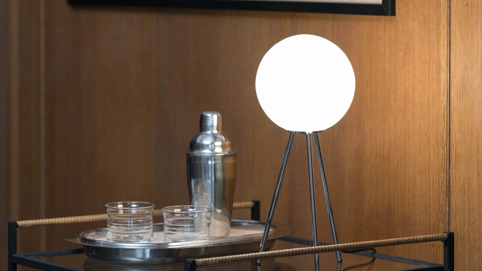 Lampada da tavolo Signorina in vetro soffiato con treppiede in metallo di Fontana Arte