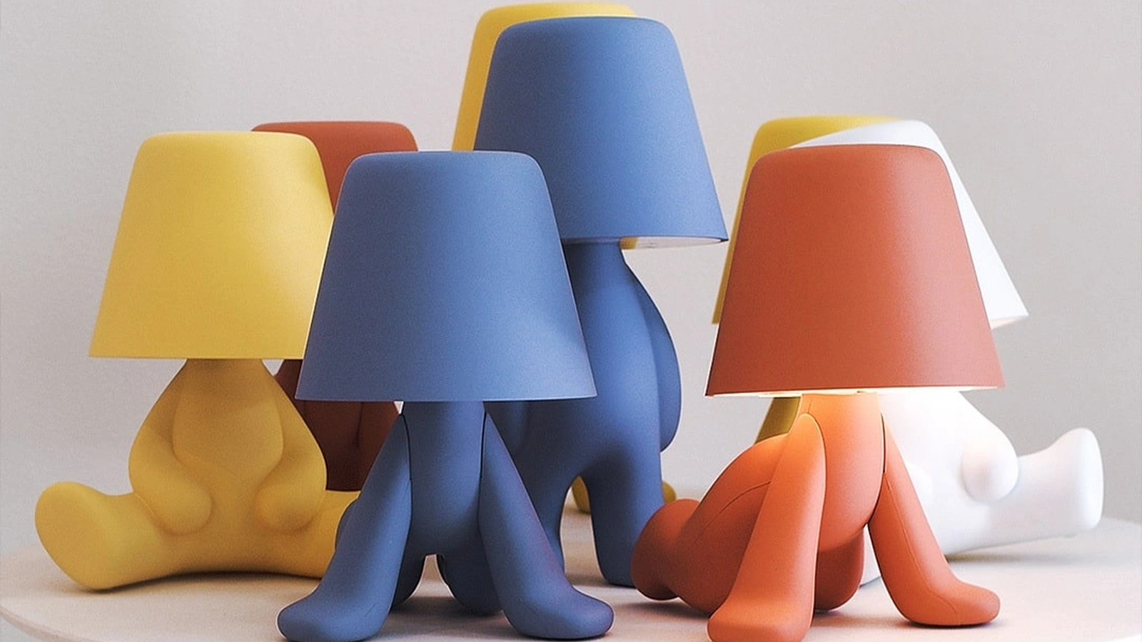 Lampada da tavolo Sweet Brothers di Qeeboo