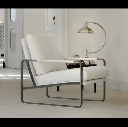 Poltrona in tessuto imbottito Clarissa di Bontempi