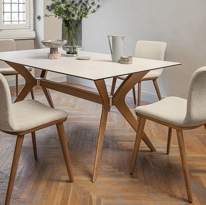 Sedia Annie in tessuto imbottito di Calligaris