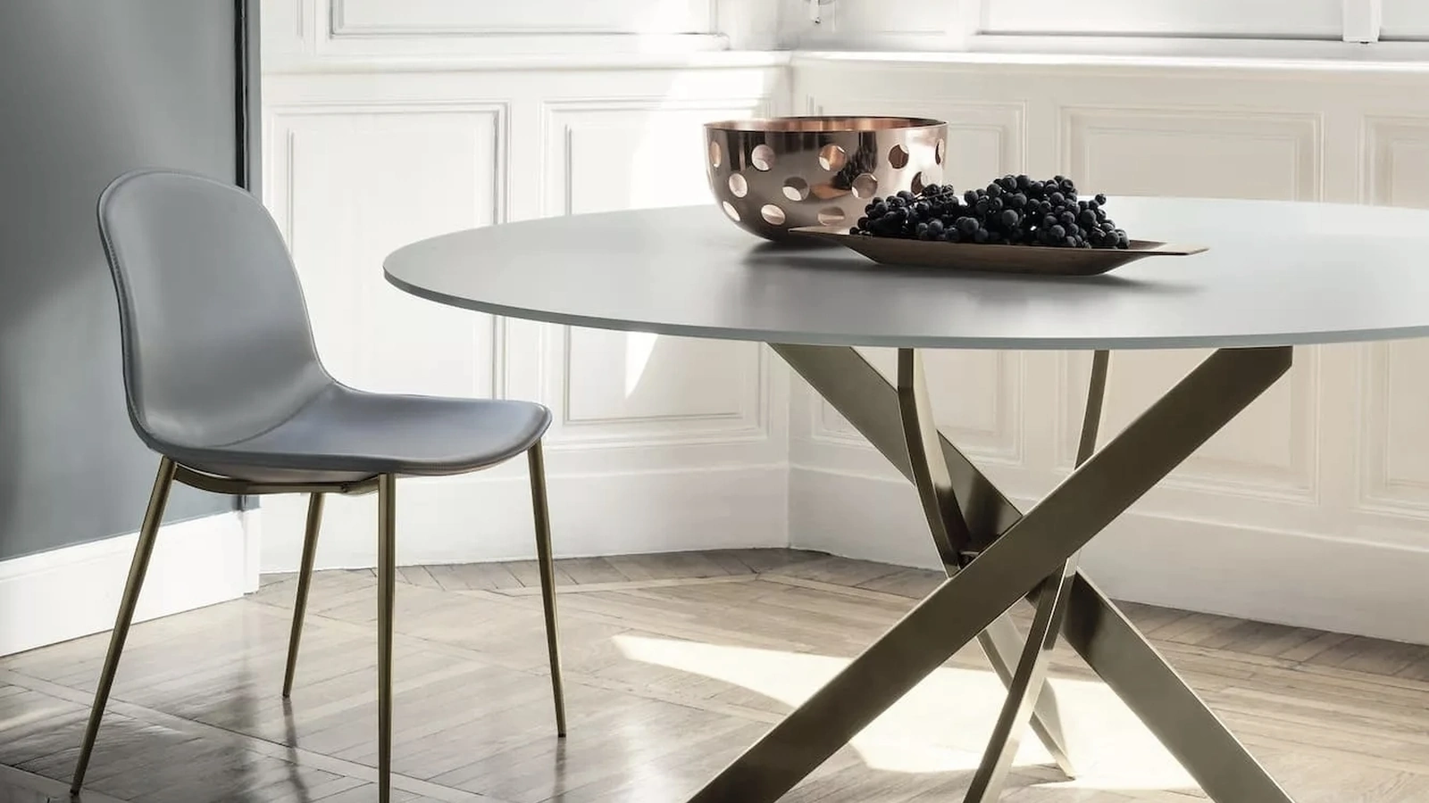 Sedia in pelle Seventy di Bontempi