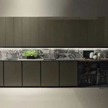 Cucina Design lineare Altea 08 in laccato opaco di Maistri