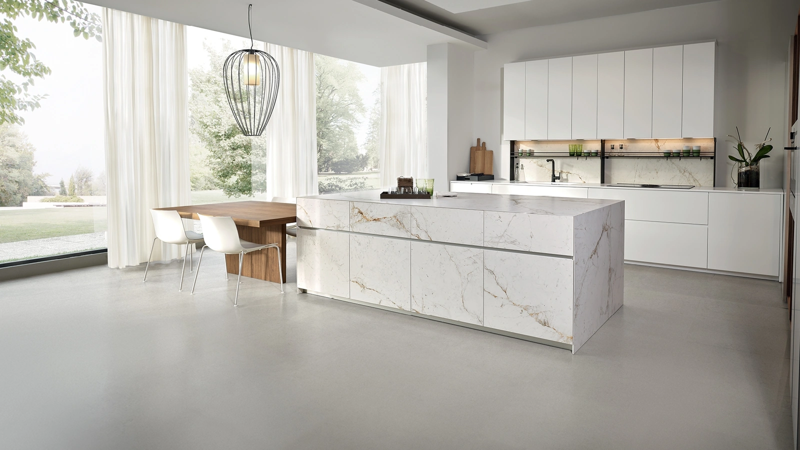Cucina Design con isola Giza neolith + Arena Line di Maistri